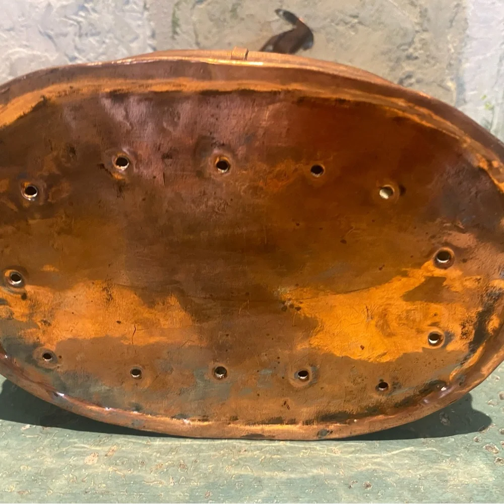 Vintage copper Metals blend Box, Poo pourri fragrance, Incense, Mothballs.